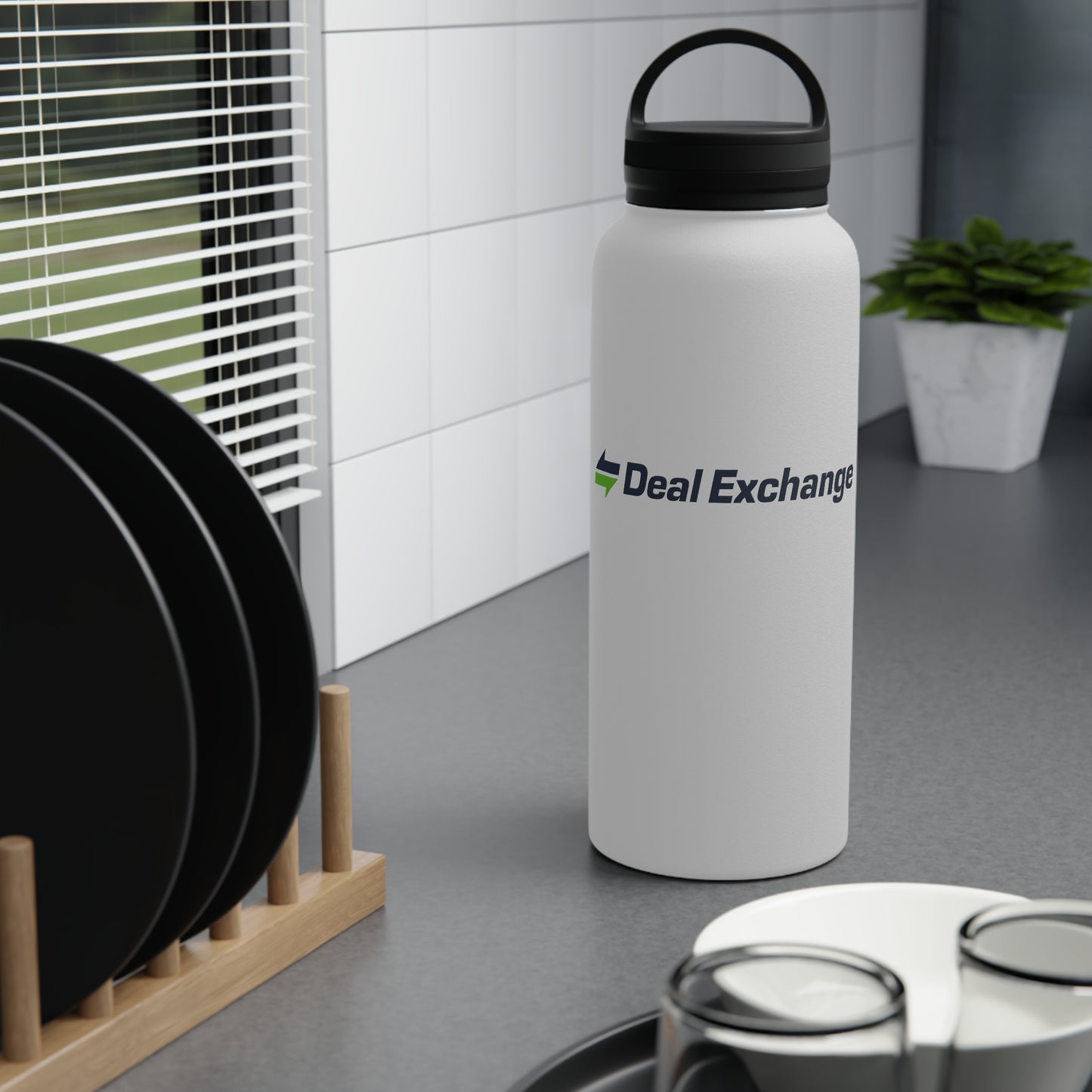 Stainless Steel Water Bottle, Handle Lid - Deal Exchange